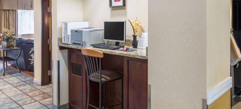 莱克维尔北区品质酒店(Quality Inn Lakeville North)图片