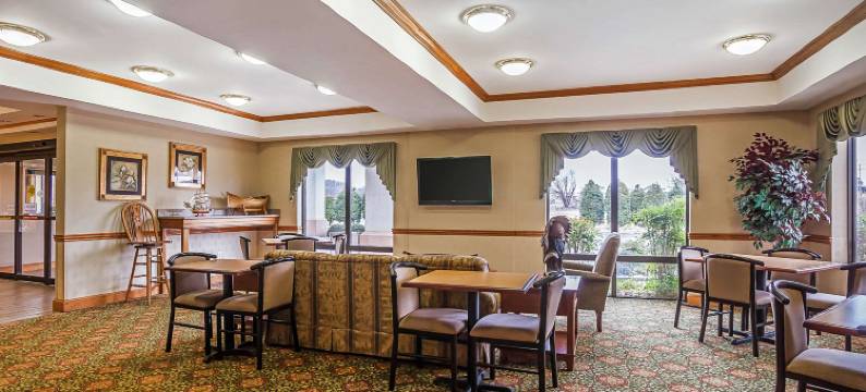塔勒阔罗德威酒店(Quality Inn Tahlequah South)图片