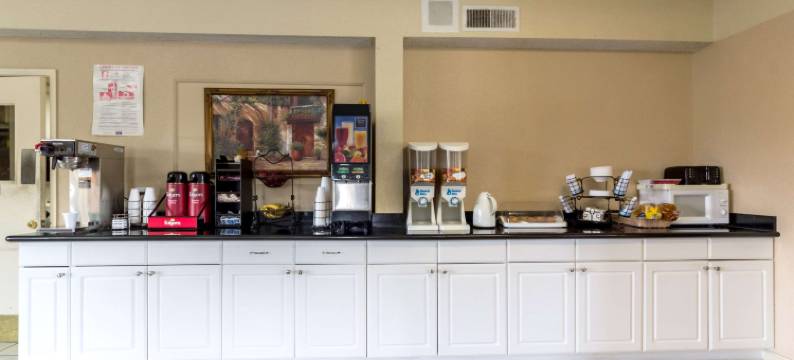 山乡之家套房(Home Suites Hill Country)图片