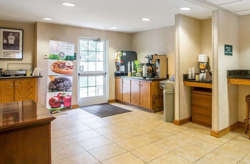 Quality Inn Suites Mt Juliet Hotel Reviews And Room Rates