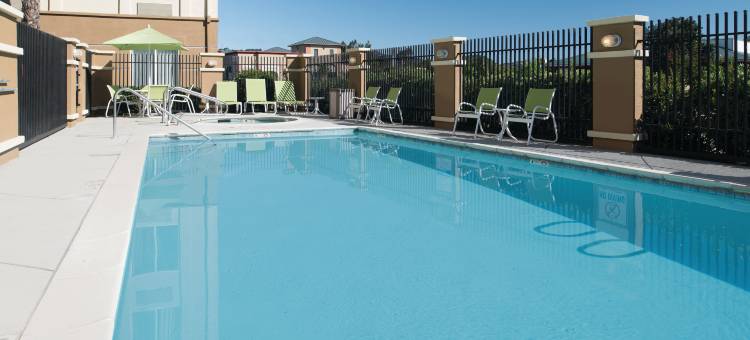 费尔菲尔德纳帕谷拉昆塔温德姆套房酒店(La Quinta Inn & Suites by Wyndham Fairfield - Napa Valley)图片