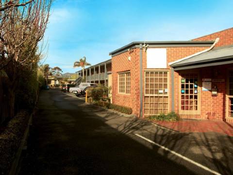 莫寧頓半島海軍上將汽車旅館