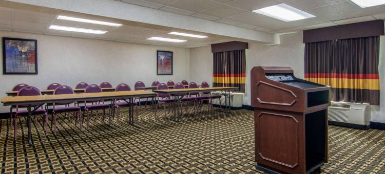 品质酒店及套房联合城-亚特兰大南部(Quality Inn & Suites Union City - Atlanta South)图片