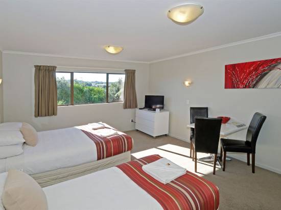 機場灣景汽車旅館