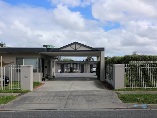 比肯斯菲爾德汽車旅館