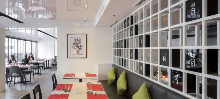 曼谷素坤逸 11 巷彩鸿酒店(Travelodge Sukhumvit 11)图片