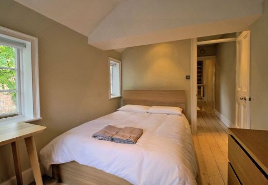 Lovely 4 Bed Family Home in Jericho, OxfordHotel Overview