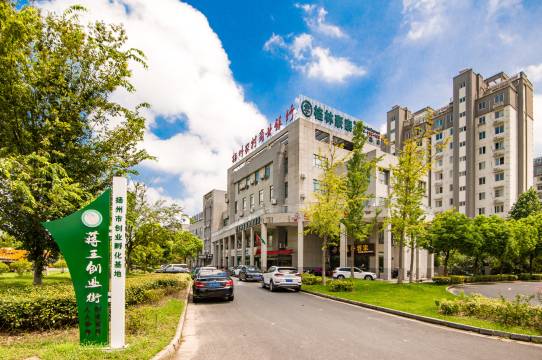 湖畔青年旅舍(扬州钻石店)