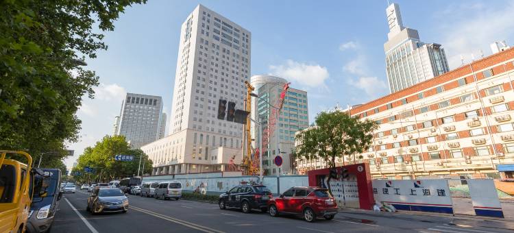 布丁酒店(南京宁海路南师大河海大学店)图片