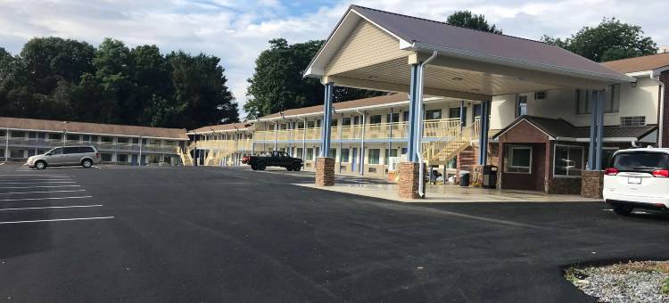 查尔斯镇/哈珀斯费里戴斯酒店(Days Inn by Wyndham Charles Town)图片