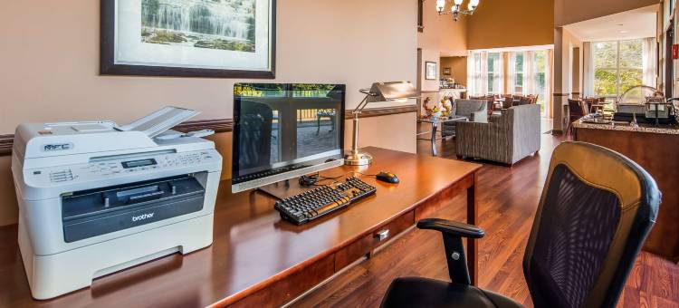 贝斯特韦斯特普勒斯瀑布旅馆&套房酒店(Best Western Plus the Inn  Suites at the Falls)图片