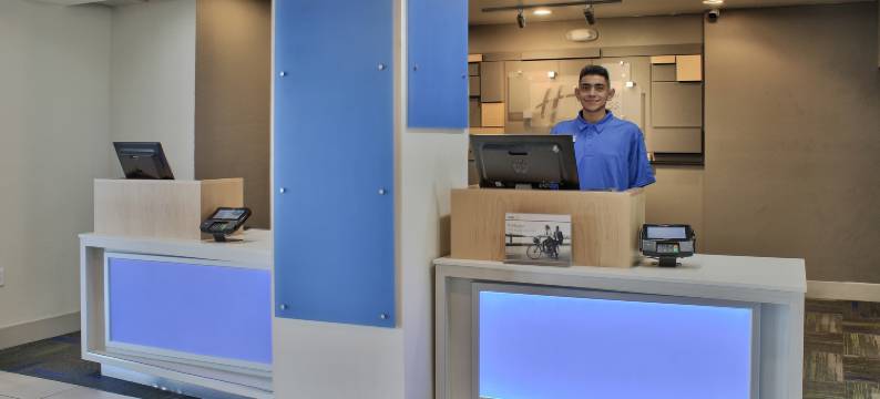 Holiday Inn Express 圣罗莎(Holiday Inn Express SANTA ROSA by IHG)图片