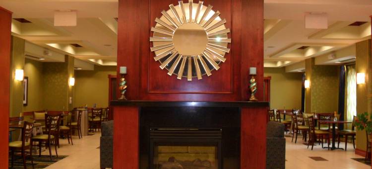 厄本代尔德梅因智选假日酒店及套房(Holiday Inn Express & Suites Urbandale des Moines)图片