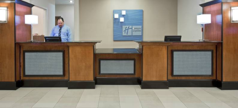 智选假日套房酒店班布里奇 by IHG(Holiday Inn Express & Suites BAINBRIDGE by IHG)图片