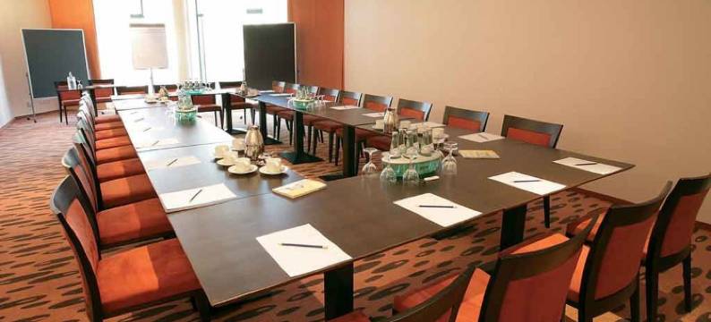 博特罗普莱茵鲁尔酒店(Hotel Rhein-Ruhr Bottrop)图片