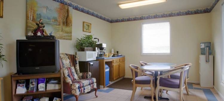 劳登勒努瓦市美洲最佳价值酒店(Americas Best Value Inn Loudon/Lenoir City)图片