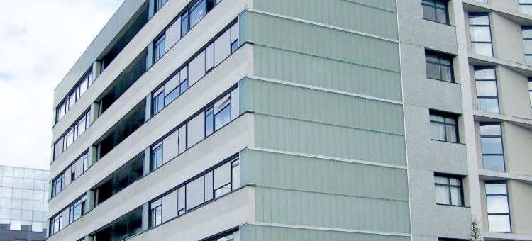 塞祖尔阿菲尔雷恩布列塔尼酒店(Séjours & Affaires Rennes de Bretagne)图片