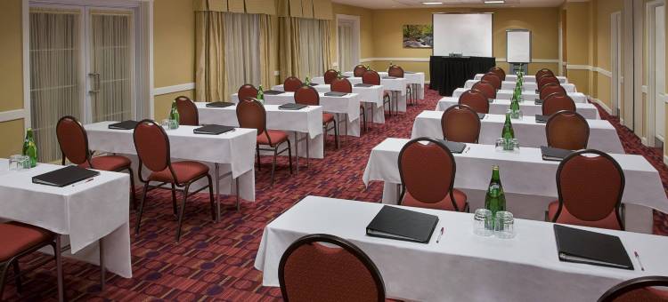 格雷文赫斯特穆苏科卡码头residence innResidence Inn 酒店(Residence Inn Gravenhurst Muskoka Wharf)图片
