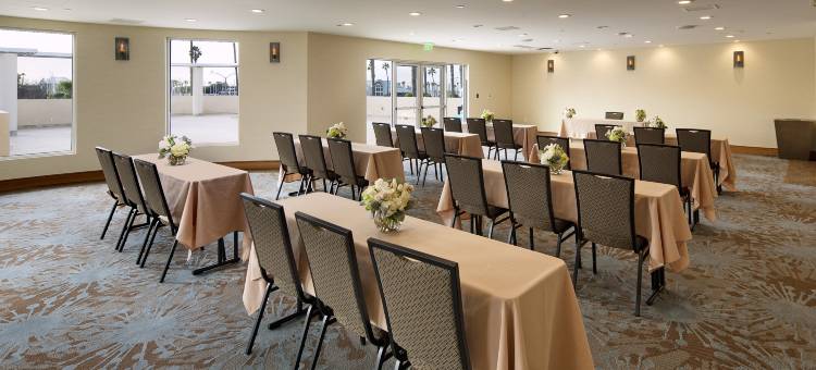 雷东多比奇海滩酒店-希尔顿启缤精选酒店(Redondo Beach Hotel, Tapestry Collection by Hilton)图片