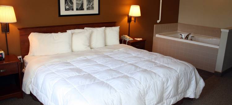 沙勒瓦美吟温德姆酒店(AmericInn by Wyndham Charlevoix)图片