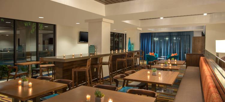 拉斯维加斯会议中心万豪万枫酒店(Fairfield Inn Las Vegas Convention Center)图片