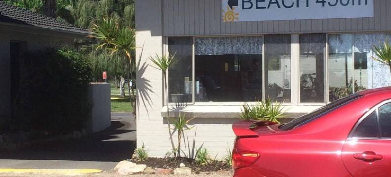 吊石家庭汽车旅馆(Hanging Rock Family Motel)图片