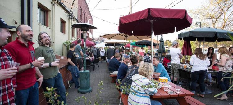 麦可梅那敏斯奥林匹克俱乐部(McMenamins Olympic Club)图片