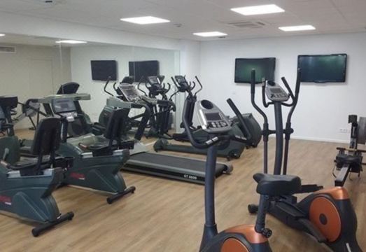 Hôtel du Centre Hotel Overview