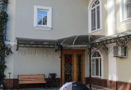 Kuptsov Dom Hotel Overview