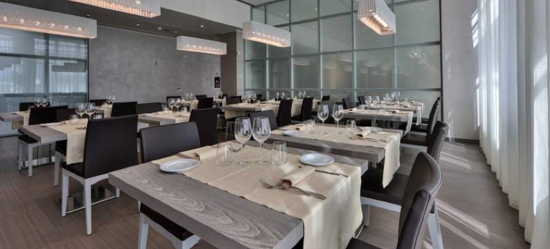 博洛尼亚圣维塔莱乌纳酒店(UNA Hotels San Vitale Bologna)图片