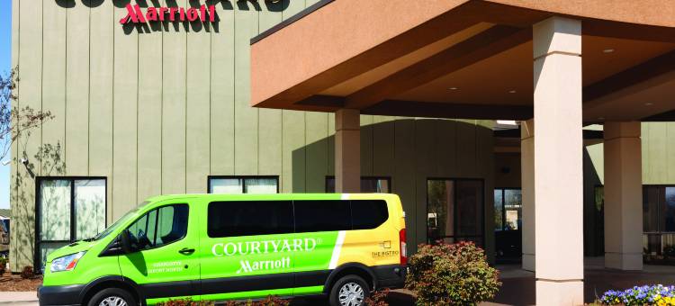 夏洛特机场北万怡酒店(Courtyard Charlotte Airport North)图片