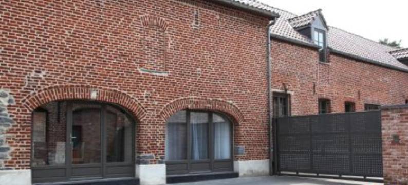 红磨坊歌词旅馆(Au Moulin à Paroles)图片