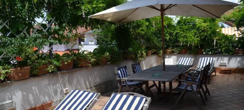 拉洛坎迪纳住宿加早餐旅馆(La Locandina)图片