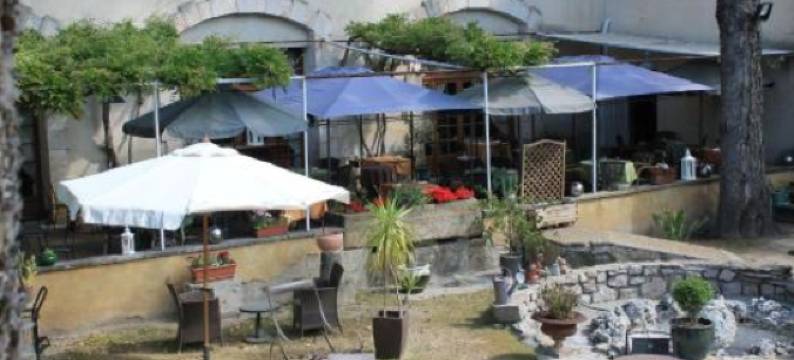 庄园酒店(Hôtel et Restaurant le Manoir - Echangeur A7-A9 - 24h-24h)图片