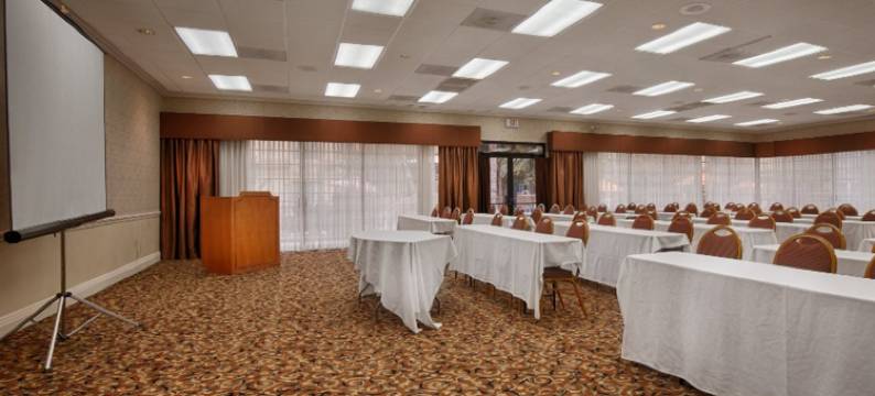 温德姆图森机场酒店及会议中心(Wyndham Tucson Airport & Conference Center)图片