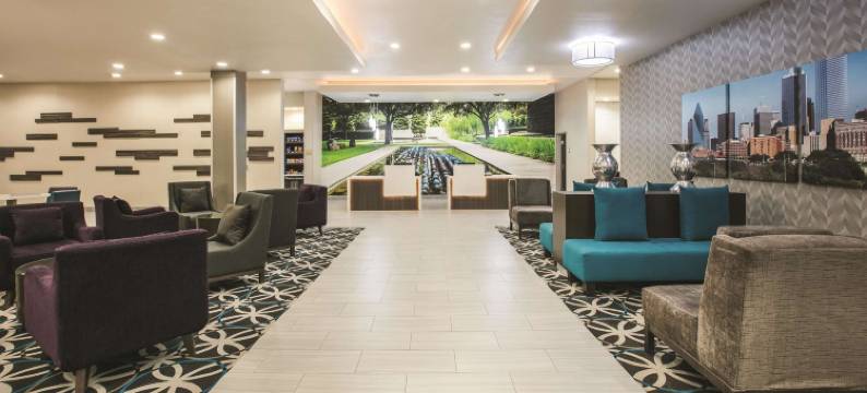 达拉斯理查森拉昆塔温德姆套房酒店(La Quinta Inn & Suites by Wyndham Dallas - Richardson)图片
