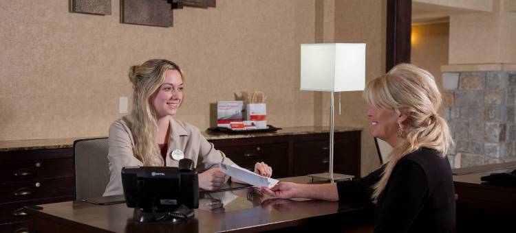 戴德伍德大山假日酒店度假村(Holiday Inn Resort Deadwood Mountain Grand)图片