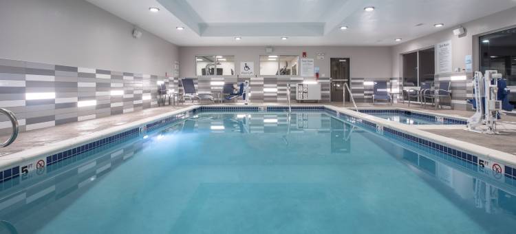 丹佛东北-布赖顿智选假日套房酒店(Holiday Inn Express & Suites Denver NE - Brighton)图片
