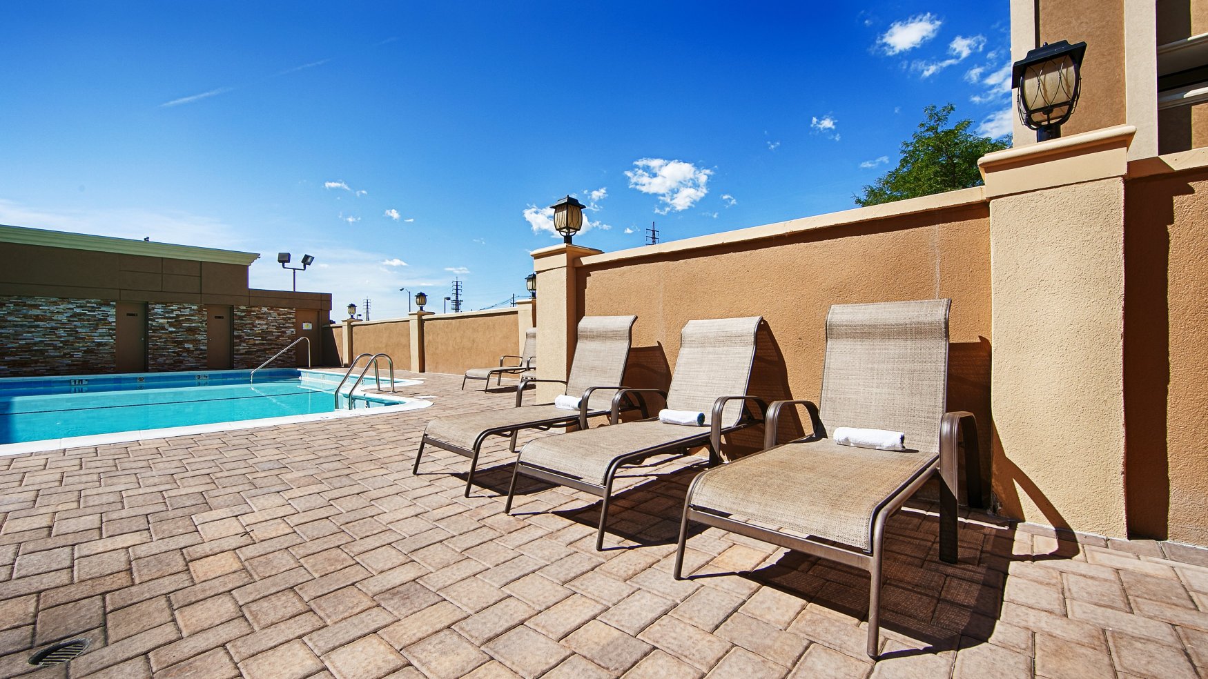 Best Western Mill River ManorOver view