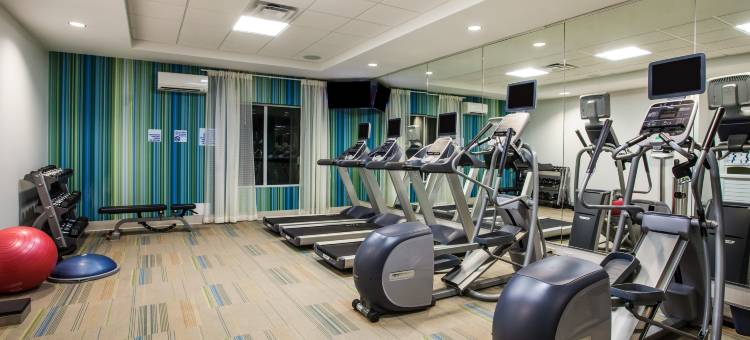 加利福尼亚莱克星顿公园智选假日酒店(Holiday Inn Express & Suites Lexington Park-California)图片