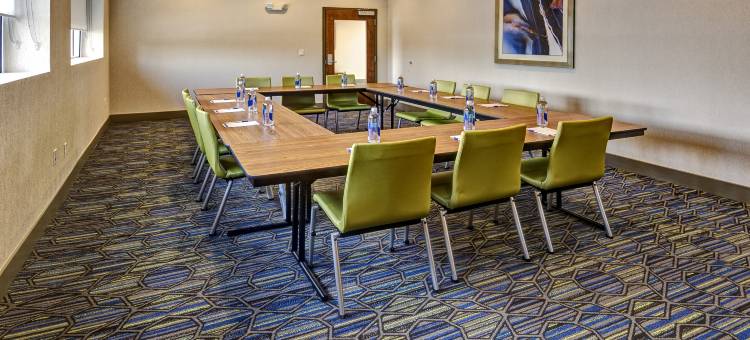 智选假日路易斯威尔机场世博中心酒店(Holiday Inn Express Louisville Airport Expo Center)图片