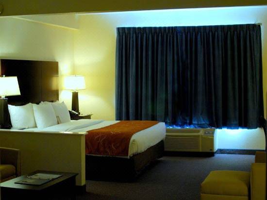 Comfort Suites Gastonia Charlotte Hotel Reviews And Room Rates