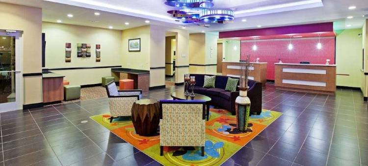 塔尔萨卡托萨拉昆塔温德姆套房酒店(La Quinta Inn & Suites by Wyndham Tulsa - Catoosa Route 66)图片