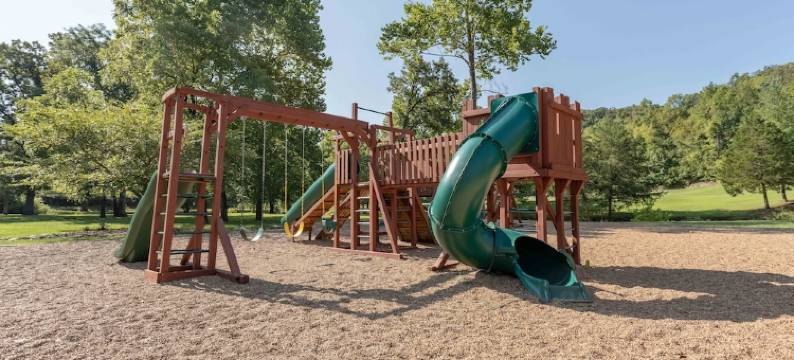 雷艾溫凱勒斯康多酒店(Kyler's Kondo by RedAwning)图片