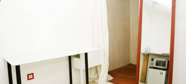 阁楼开放式公寓酒店(Apartamenty Hoża Attic Studio)图片