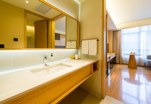 JI Hotel (Shanghai Jindu Road) Hotel Overview
