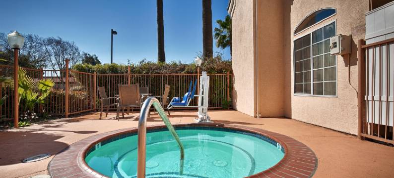 棕榈阁贝斯特韦斯特酒店(Best Western Palm Court Inn)图片