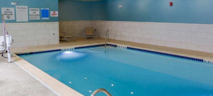 底特律北罗斯维尔智选假日套房酒店(Holiday Inn Express & Suites Detroit North - Roseville)图片