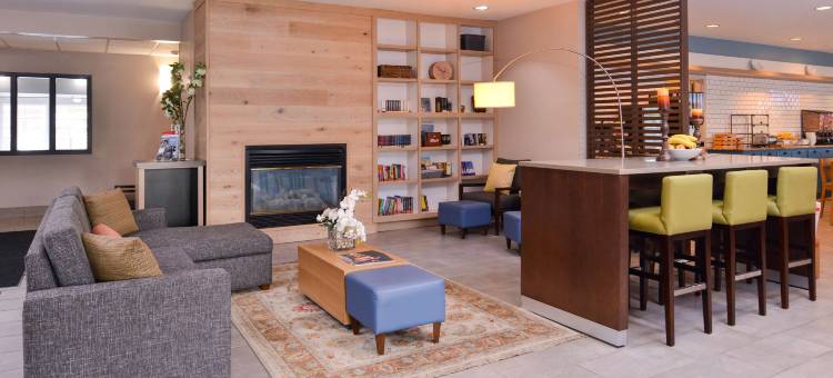 奥马哈机场丽怡酒店(Country Inn & Suites by Radisson, Omaha Airport, IA)图片