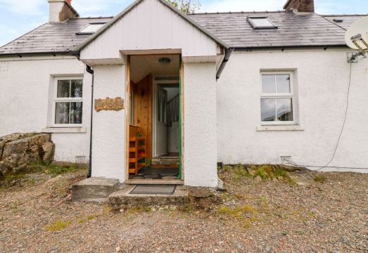 House on The Slip Hotel Overview